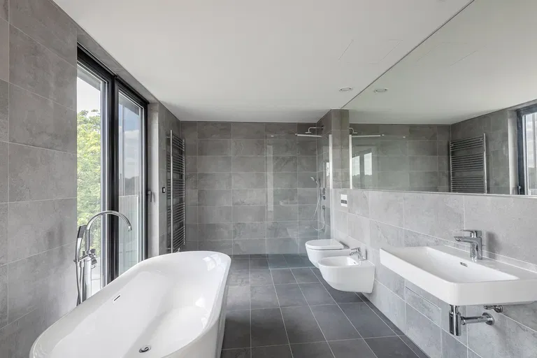 U Pernikářky, Smíchov - Prague 5 | Sale, Apartment, Four-bedroom (5+kk), 253 m²