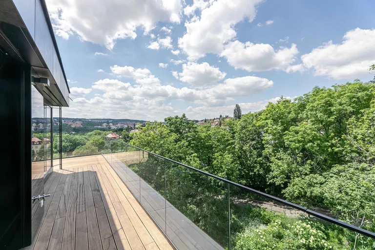 U Pernikářky, Smíchov - Prague 5 | Sale, Apartment, Four-bedroom (5+kk), 253 m²