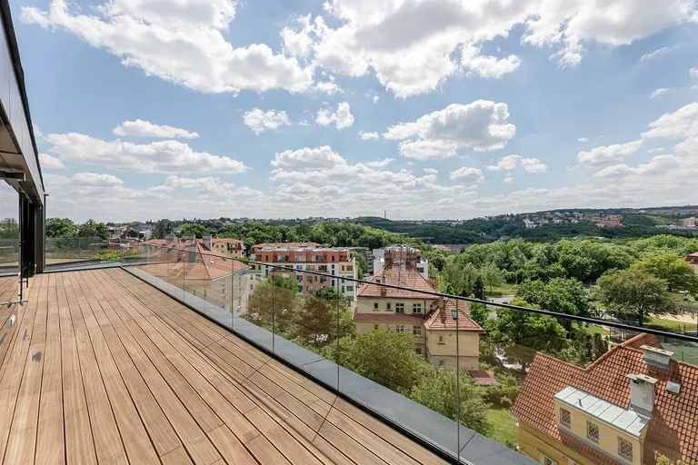 U Pernikářky, Smíchov - Prague 5 | Sale, Apartment, Four-bedroom (5+kk), 253 m²