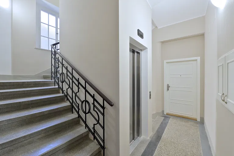 Gotthardská, Bubeneč - Praha 6 | Prenájom, Byt, 4-izbový, 129 m²
