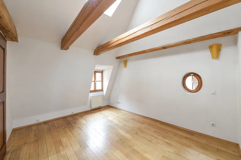 Všehrdova, Malá Strana - Prague 1 | Sale, Apartment, Two-bedroom (3+kk), 101 m²