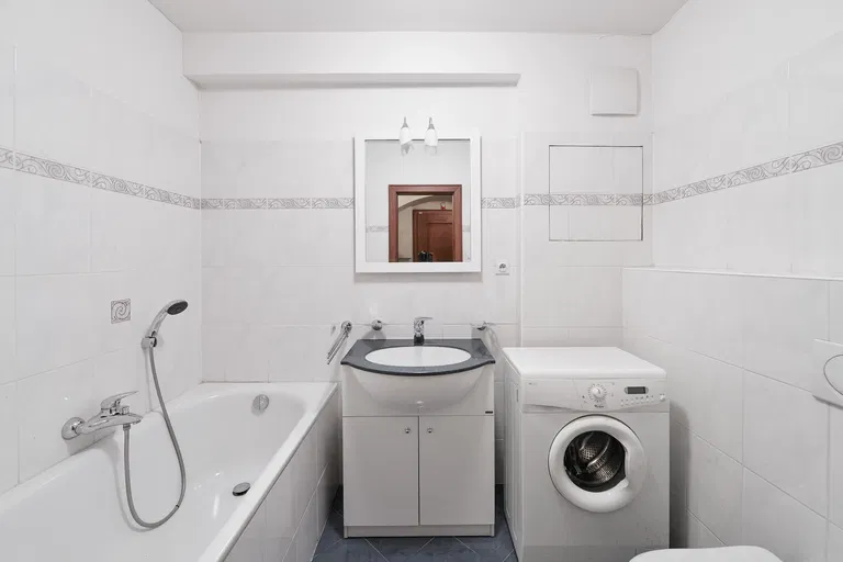 Všehrdova, Malá Strana - Prague 1 | Sale, Apartment, Two-bedroom (3+kk), 101 m²