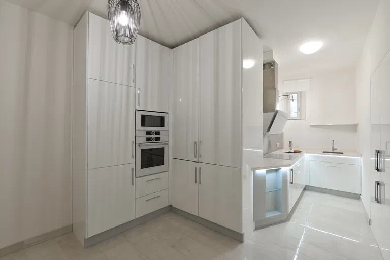 Gotthardská, Bubeneč - Praha 6 | Prenájom, Byt, 4-izbový, 133 m²