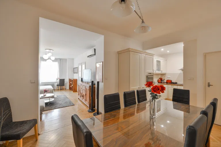 Dlouhá, Staré Město - Prague 1 | Sale, Apartment, Two-bedroom (3+kk), 85 m²