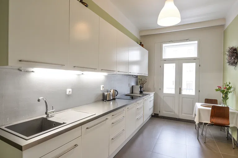 Na Bělidle, Smíchov - Praha 5 | Prenájom, Byt, 2-izbový, 76 m²
