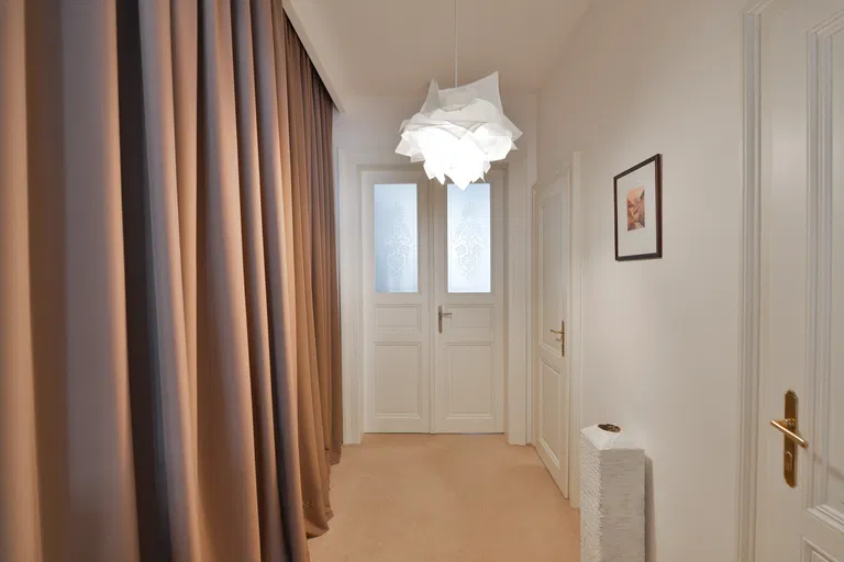 Na Bělidle, Smíchov - Praha 5 | Prenájom, Byt, 2-izbový, 76 m²