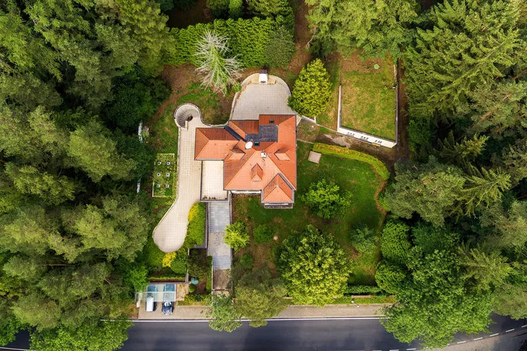 Pražská, Jevany - Praha-východ | Predaj, Rodinný dom, 7-izbový, 696 m²