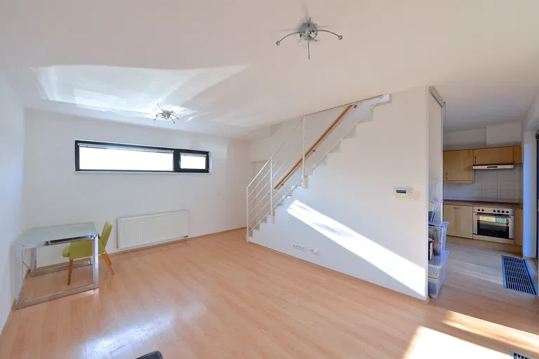 Na Lhotech, Kunratice - Praha 4 | Prenájom, Rodinný dom, 3-izbový, 110 m²