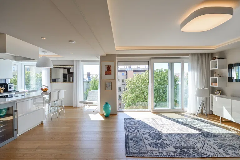 Záhřebská, Vinohrady - Prague 2 | Sale, Apartment, Four-bedroom (5+kk), 169 m²