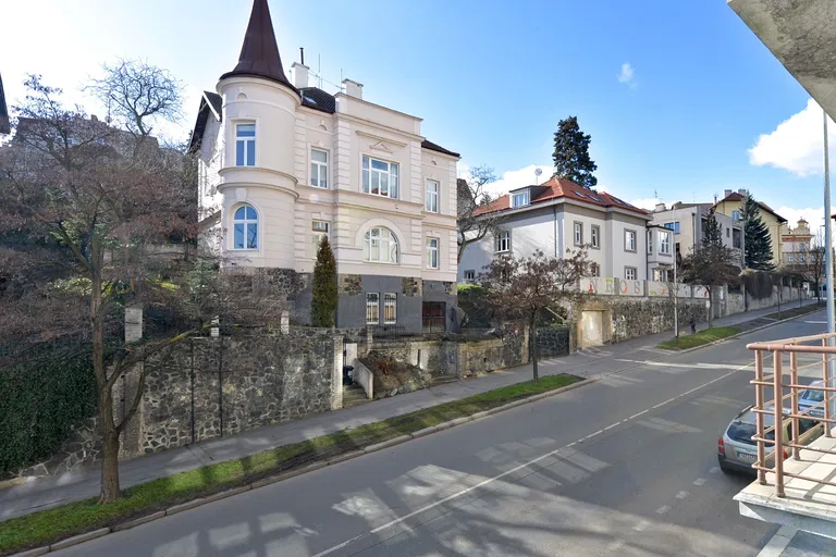 Na Václavce, Smíchov - Praha 5 | Prenájom, Byt, 2-izbový, 55 m²