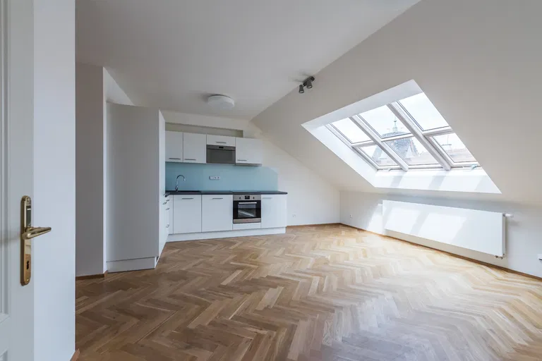 Myslíkova, Nové Město - Praha 2 | Prenájom, Byt, 3-izbový, 70 m²