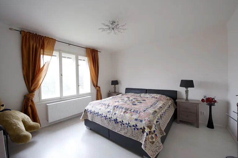 Tychonova, Hradčany - Praha 6 | Prenájom, Byt, 3-izbový, 98 m²