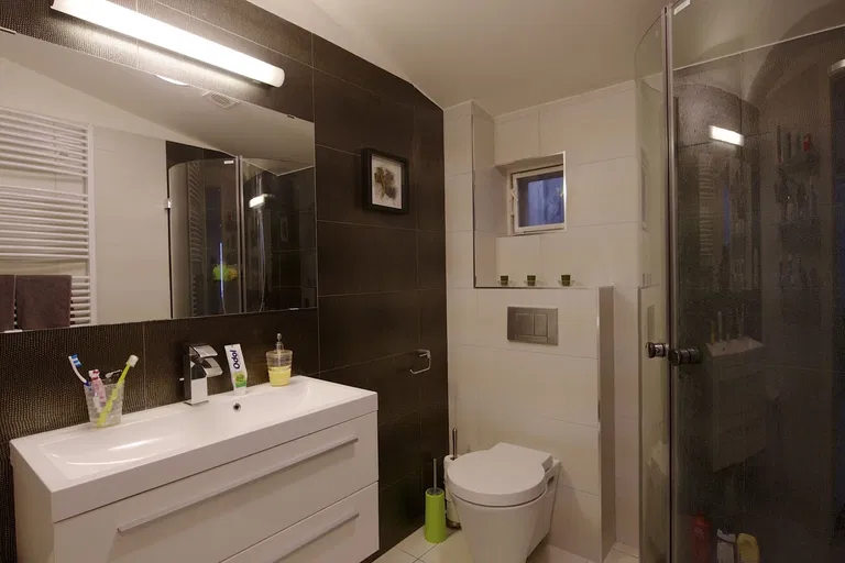 Tychonova, Hradčany - Praha 6 | Prenájom, Byt, 3-izbový, 98 m²