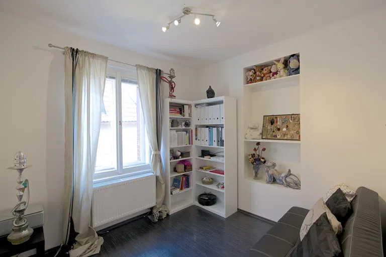 Tychonova, Hradčany - Praha 6 | Prenájom, Byt, 3-izbový, 98 m²