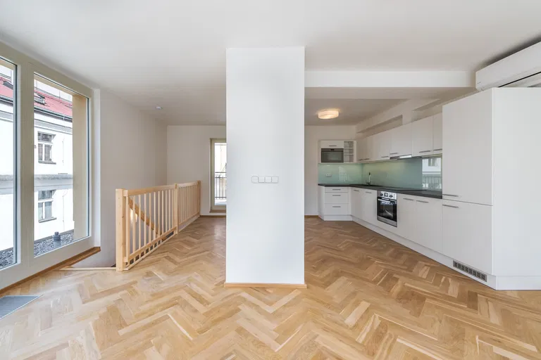 Myslíkova, Nové Město - Praha 2 | Prenájom, Byt, 3-izbový, 137 m²