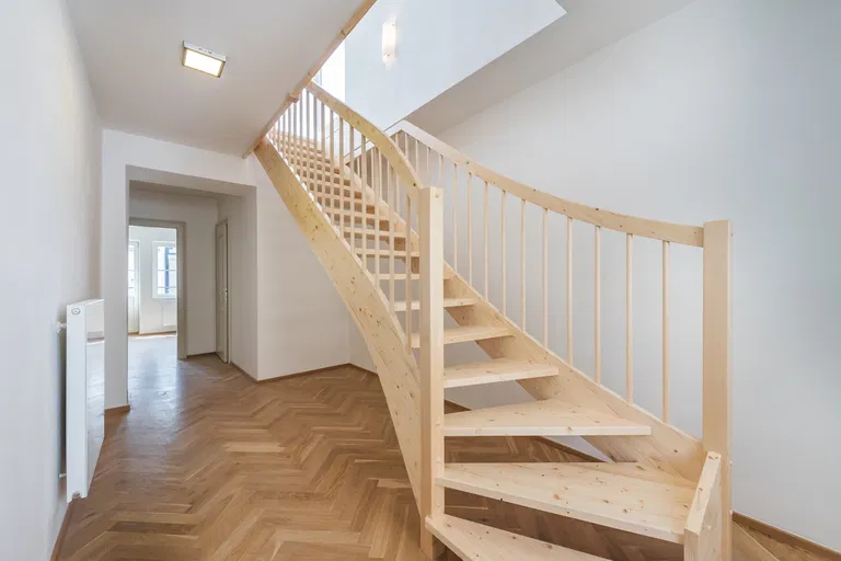 Myslíkova, Nové Město - Praha 2 | Prenájom, Byt, 3-izbový, 137 m²