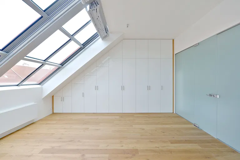 Laubova, Vinohrady - Praha 3 | Prenájom, Byt, 4-izbový, 227 m²