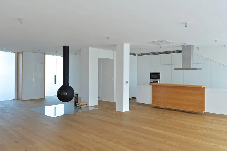 Laubova, Vinohrady - Praha 3 | Prenájom, Byt, 4-izbový, 227 m²