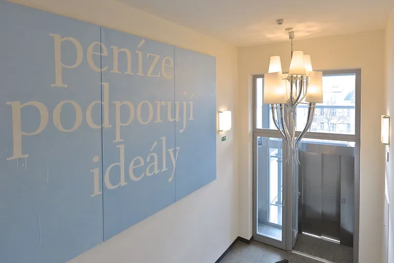 Laubova, Vinohrady - Praha 3 | Prenájom, Byt, 4-izbový, 227 m²