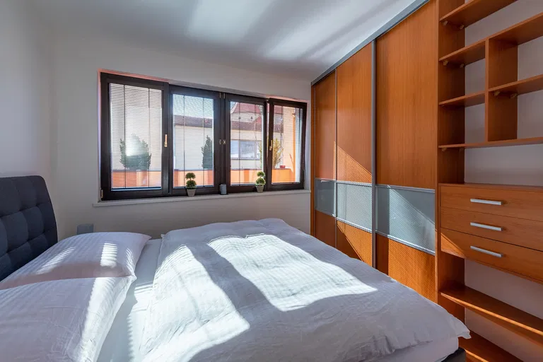 Mikulášska, Staré Mesto - Bratislava I | Predaj, Byt, 2-izbový, 76 m²