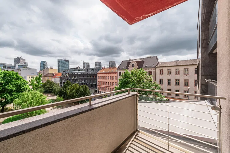 Dunajská, Staré Mesto - Bratislava I | Prenájom, Byt, 4-izbový, 140 m²