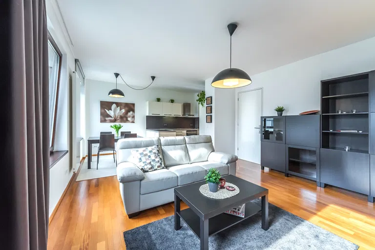 Šaldova, Karlín - Praha 8 | Prenájom, Byt, 2-izbový, 65 m²