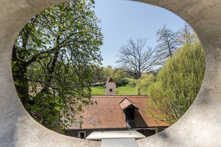 Okoř - Praha-západ | Predaj, Rodinný dom, 4-izbový, 300 m²
