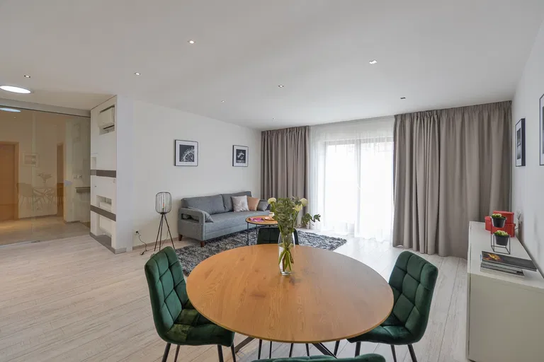 Ovenecká, Bubeneč - Praha 7 | Prenájom, Byt, 3-izbový, 133 m²