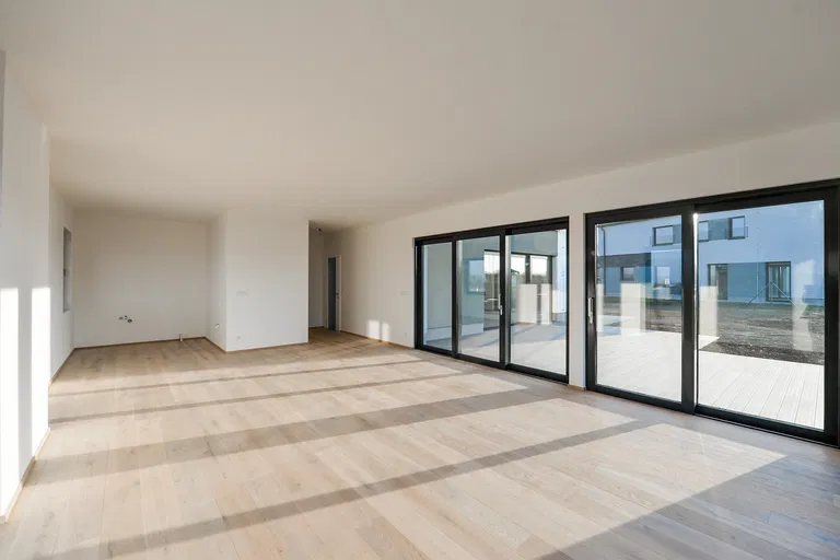 Okružní, Dobřejovice - Praha-východ | Predaj, Rodinný dom, 6-izbový, 370 m²