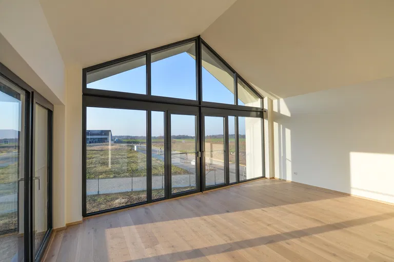 Okružní, Dobřejovice - Praha-východ | Predaj, Rodinný dom, 6-izbový, 370 m²