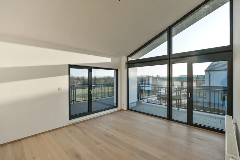 Okružní, Dobřejovice - Praha-východ | Predaj, Rodinný dom, 6-izbový, 370 m²