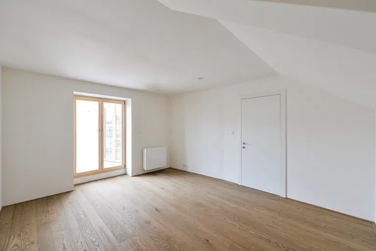 Mikovcova, Vinohrady - Prague 2 | Sale, Apartment, Two-bedroom (3+kk), 119 m²