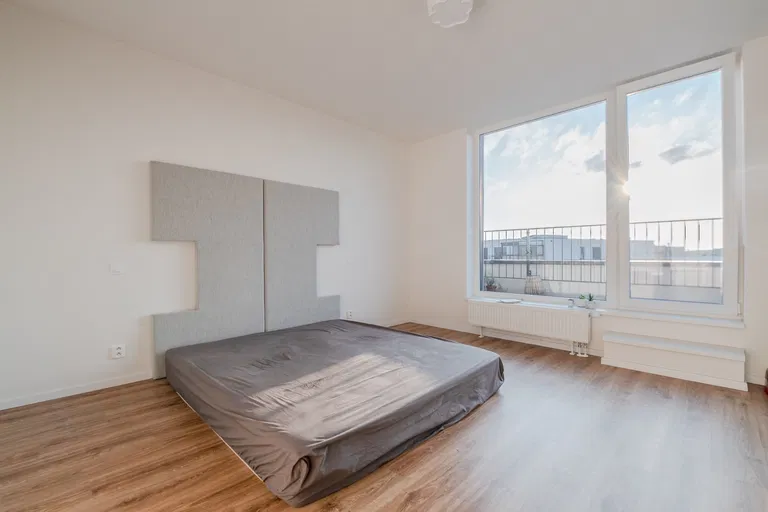 Žltá, Petržalka - Bratislava V | Sale, Apartment, Three-bedroom (4+kk), 126 m²