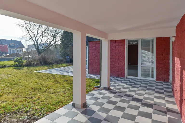 Za Dvorem, Horoměřice - Praha-západ | Predaj, Rodinný dom, 6-izbový, 253 m²