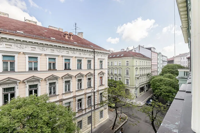 Uruguayská, Vinohrady - Praha 2 | Prenájom, Byt, 2-izbový, 88 m²