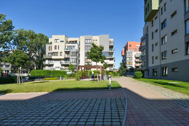 Vánková, Čimice - Praha 8 | Prenájom, Byt, 1-izbový, 51 m²