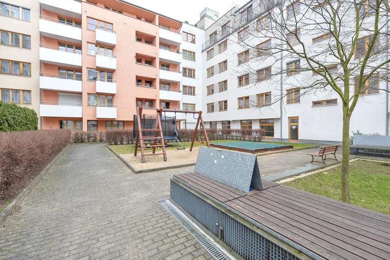 Ostrovského, Smíchov - Praha 5 | Prenájom, Byt, 4-izbový, 108 m²