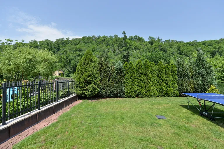 Ke Kulišce, Dejvice - Prague 6 | Sale, Apartment, Five-bedroom (6+kk), 228 m²