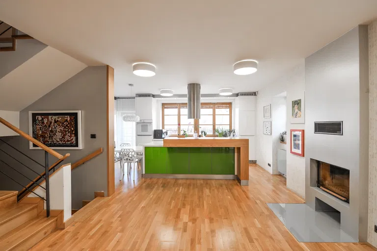 Ke Kulišce, Dejvice - Prague 6 | Sale, House, Five-bedroom (6+kk), 228 m²