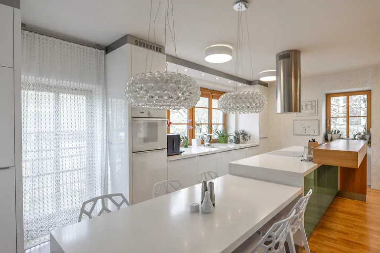 Ke Kulišce, Dejvice - Prague 6 | Sale, House, Five-bedroom (6+kk), 228 m²