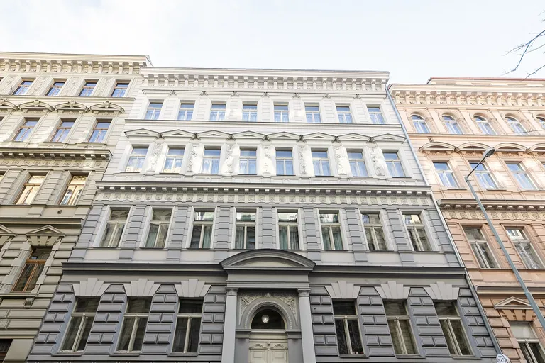Mánesova, Vinohrady - Prague 2 | Sale, Apartment, One-bedroom (2+kk), 61 m²
