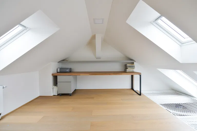 Březinova, Karlín - Praha 8 | Prenájom, Byt, 3-izbový, 116 m²