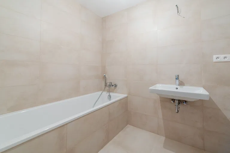 Strážna, Nové Mesto - Bratislava III | Predaj, Byt, 4-izbový, 332 m²