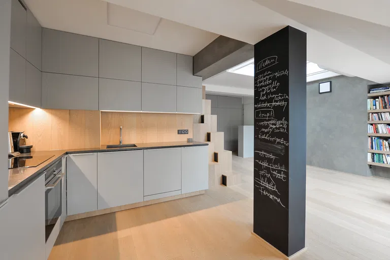 Březinova, Karlín - Praha 8 | Prenájom, Byt, 3-izbový, 116 m²