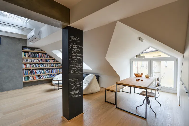 Březinova, Karlín - Praha 8 | Prenájom, Byt, 3-izbový, 116 m²
