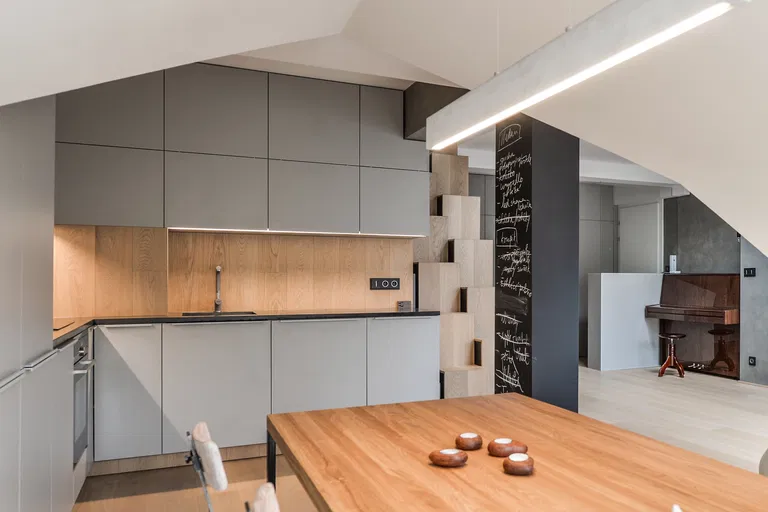 Březinova, Karlín - Praha 8 | Prenájom, Byt, 3-izbový, 116 m²