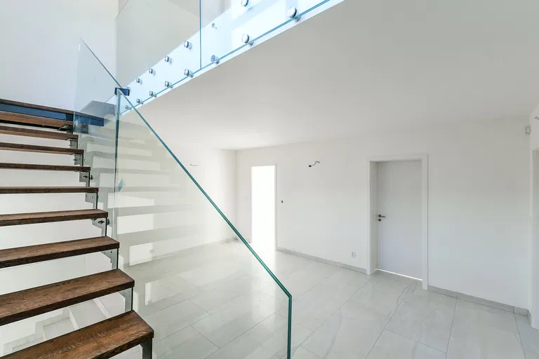 Holšická, Újezd nad Lesy - Prague 9 | Sale, House, Four-bedroom (5+kk), 343 m²
