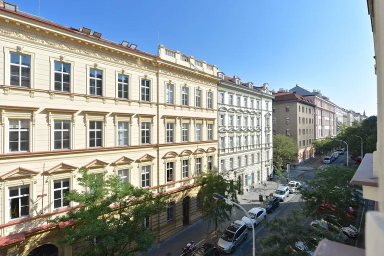 Moravská, Vinohrady - Praha 2 | Prenájom, Byt, 2-izbový, 72 m²
