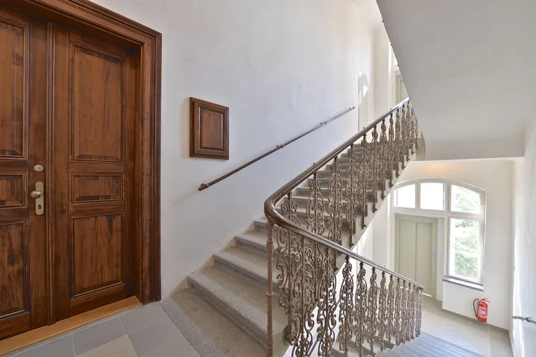 Moravská, Vinohrady - Praha 2 | Prenájom, Byt, 2-izbový, 72 m²