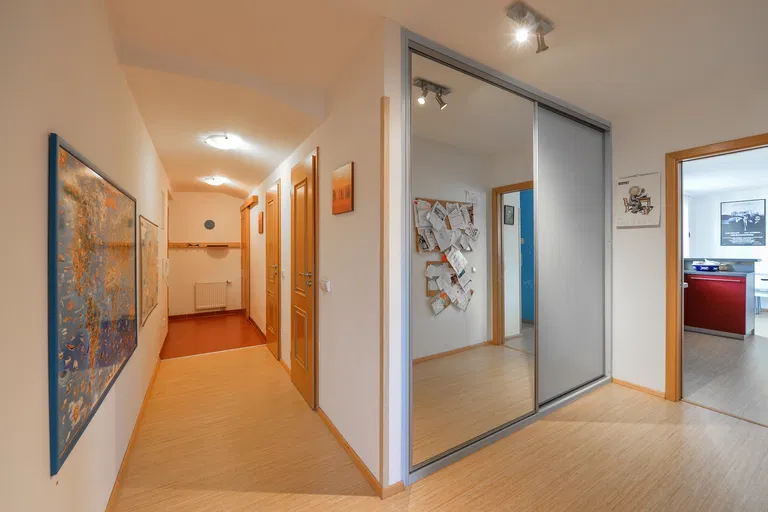 Tusarova, Holešovice - Praha 7 | Predaj, Byt, 3-izbový, 100 m²